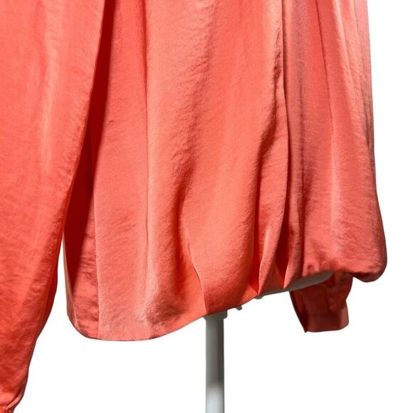 Vince Long Sleeve Blouse Women’s Medium Sz 10 Coral Draped Front - Picture 12 of 14